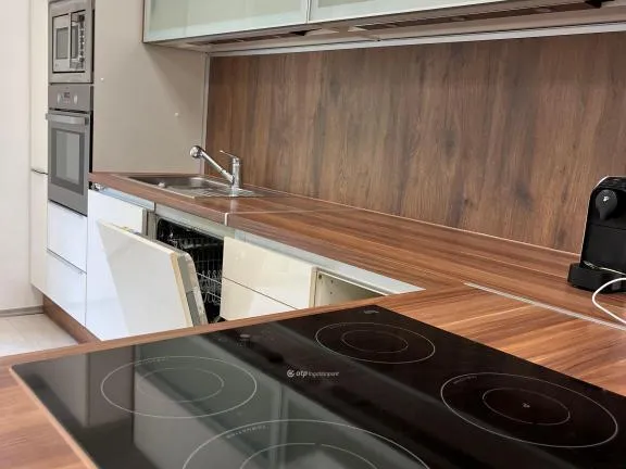 Eladó lakás Komló 56 nm