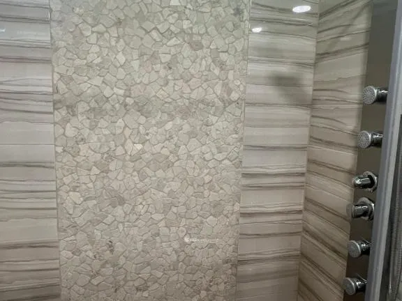 Eladó lakás Komló 56 nm