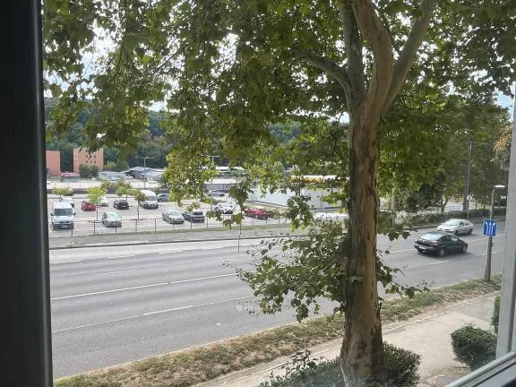 Eladó lakás Komló 56 nm