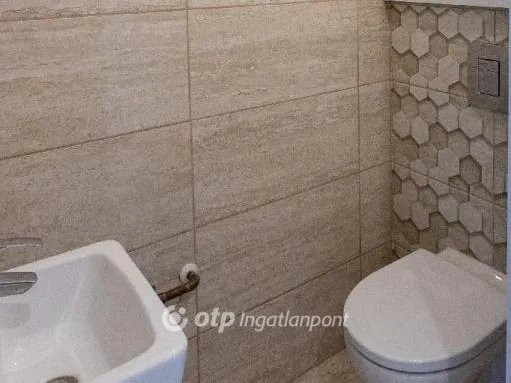 Eladó lakás Balatonkenese 91 nm