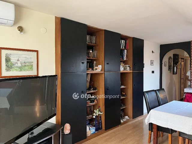 Eladó lakás Pécs 72 nm