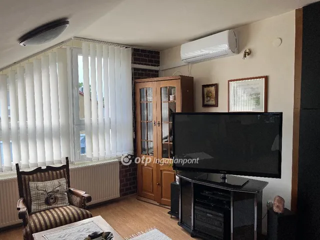 Eladó lakás Pécs 72 nm