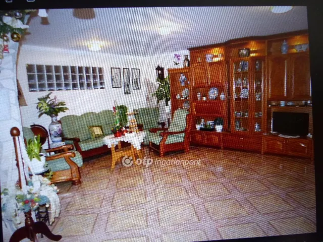 Eladó ház Kozármisleny 180 nm