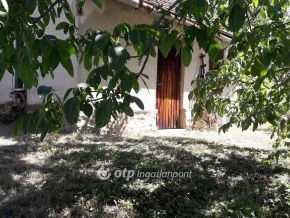 Eladó telek Gyód 1664 nm