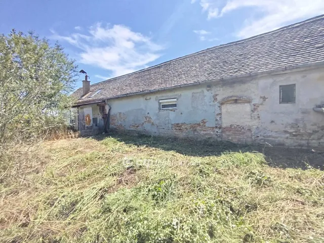 Eladó ház Magyarbóly 53 nm