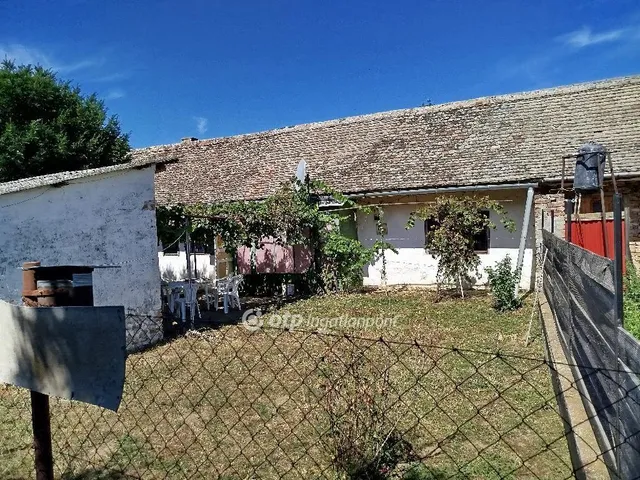 Eladó ház Magyarbóly 53 nm