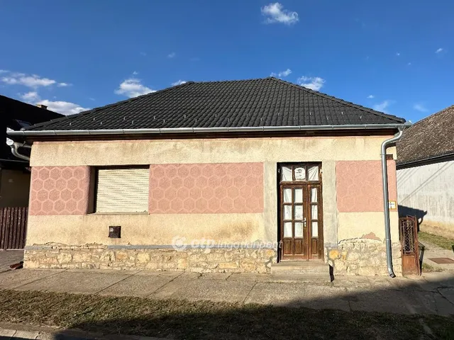 Eladó ház Somberek 142 nm