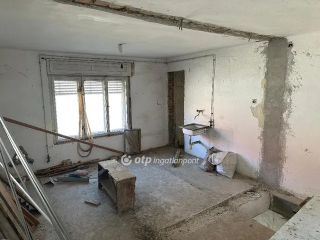 Eladó ház Somberek 142 nm