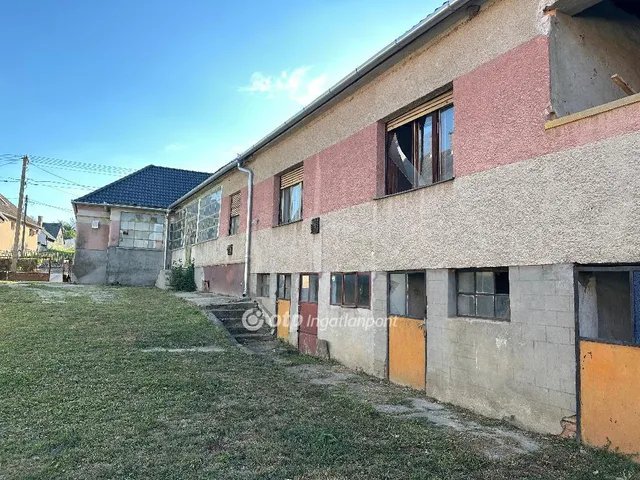 Eladó ház Somberek 142 nm