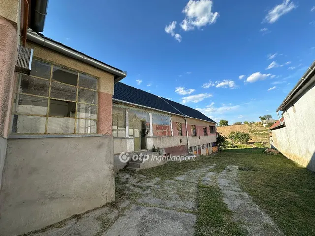 Eladó ház Somberek 142 nm