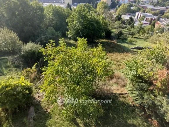 Eladó ház Komló 280 nm