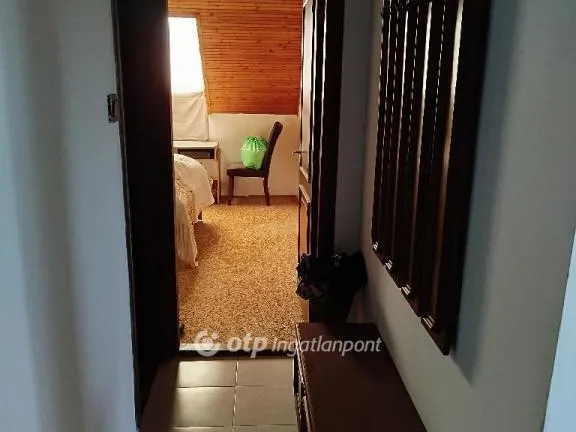 Eladó ház Komló 280 nm