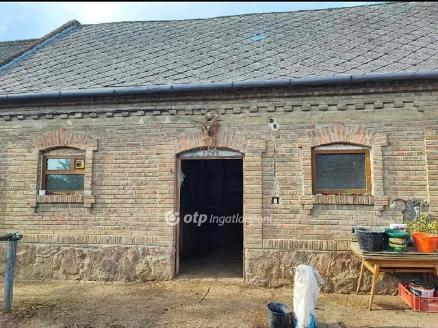 Eladó ház Gerde 130 nm