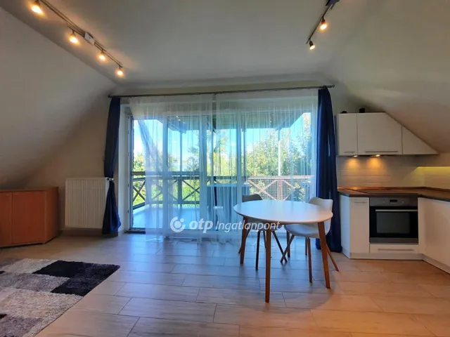 Eladó lakás Balatonőszöd 61 nm