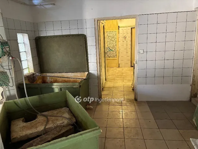 Eladó kereskedelmi és ipari ingatlan Mohács 209 nm