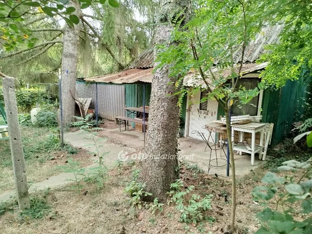 Eladó telek Pécs 882 nm