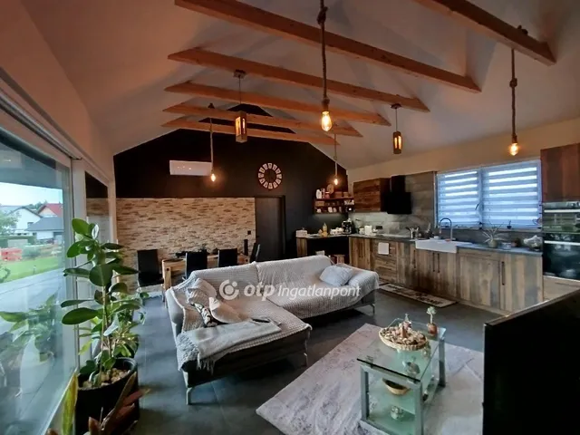 Eladó ház Pécs 138 nm