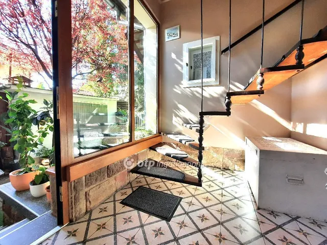 Eladó üdülő és hétvégi ház Siófok 220 nm