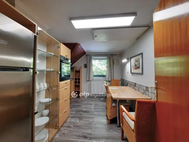 Eladó üdülő és hétvégi ház Siófok 220 nm