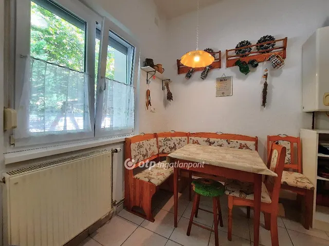 Eladó üdülő és hétvégi ház Siófok 220 nm