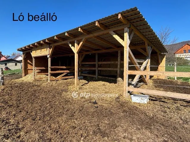 Eladó ház Cserkút 180 nm