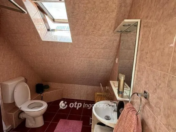 Eladó ház Cserkút 180 nm