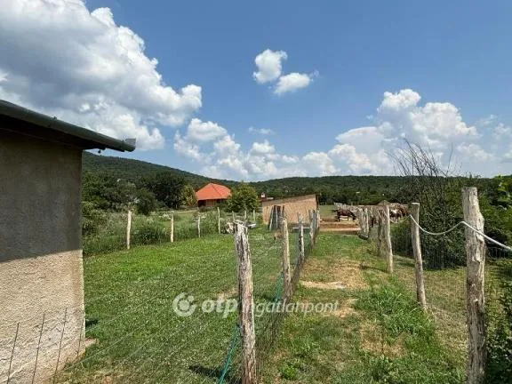 Eladó ház Cserkút 180 nm