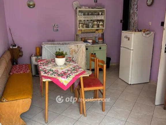 Eladó ház Cserkút 180 nm