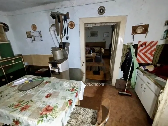 Eladó telek Lippó 4518 nm