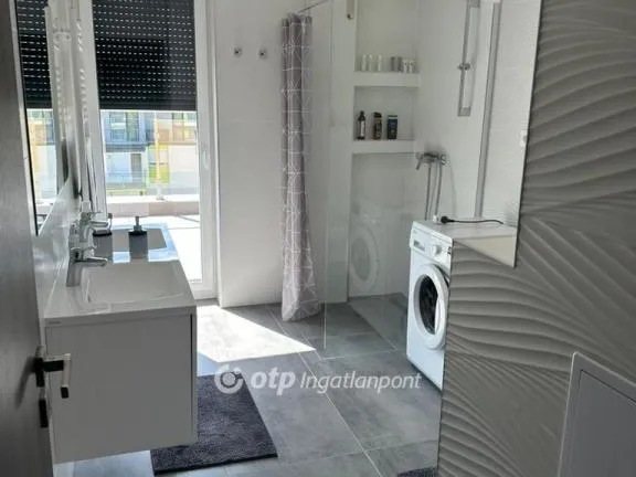 Eladó lakás Siófok 97 nm