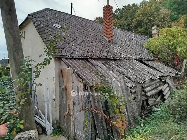 Eladó ház Pécs 33 nm