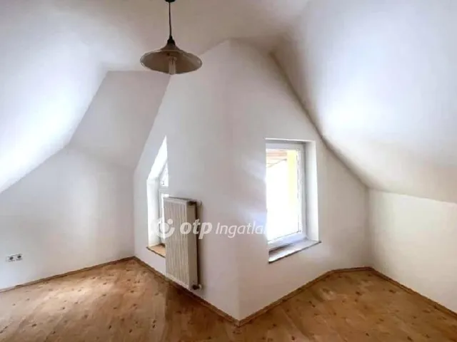 Eladó ház Pécs 363 nm