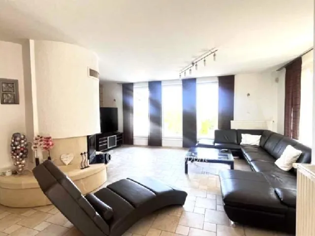 Eladó ház Pécs 363 nm