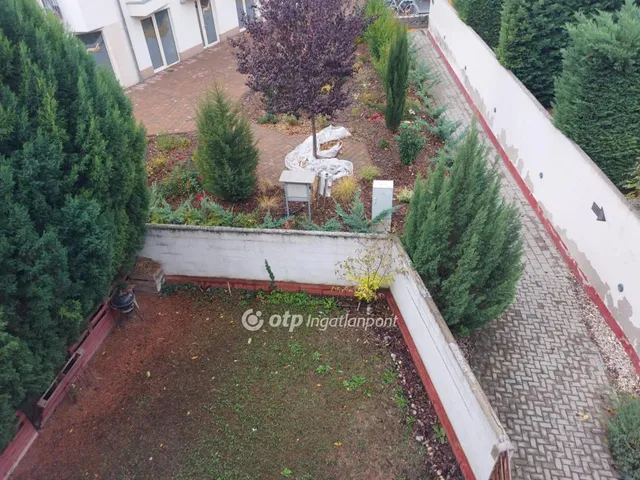 Eladó lakás Pécs 82 nm