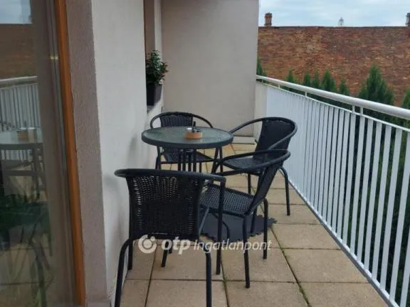 Eladó lakás Pécs 82 nm