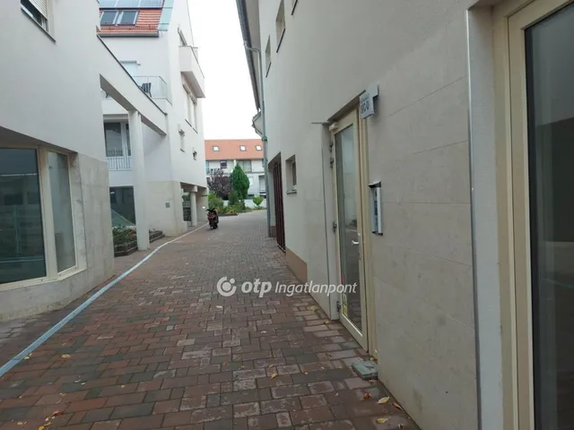 Eladó lakás Pécs 82 nm