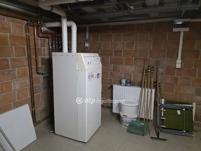 Eladó üdülő és hétvégi ház Balatonszárszó 125 nm