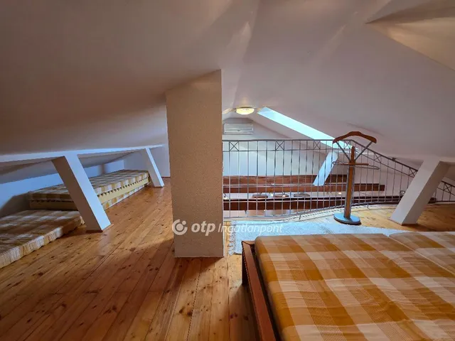 Eladó üdülő és hétvégi ház Balatonszárszó 125 nm