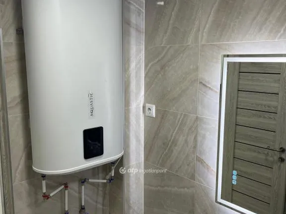 Eladó lakás Komló 52 nm