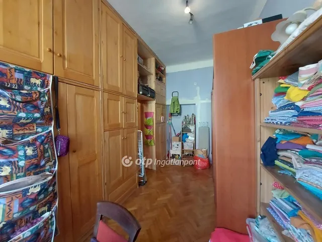 Eladó lakás Pécs 84 nm