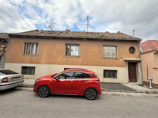 Eladó ház Pécs 206 nm