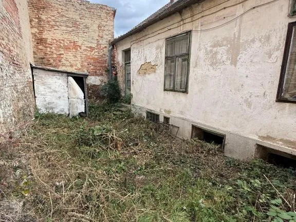 Eladó ház Pécs 206 nm