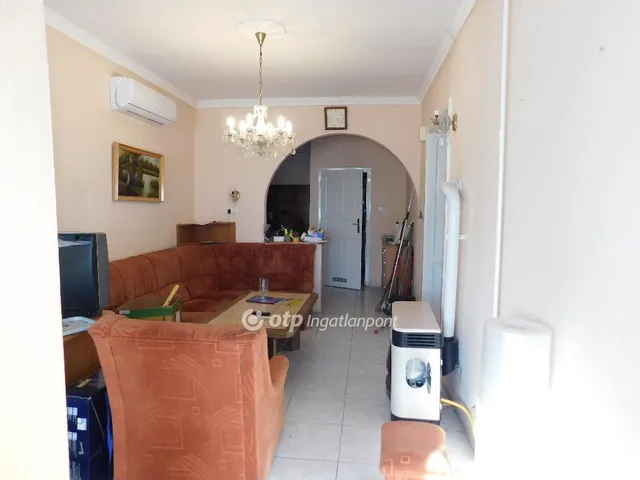 Eladó ház Pécs 255 nm