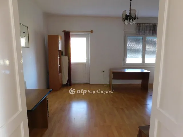 Eladó ház Pécs 255 nm