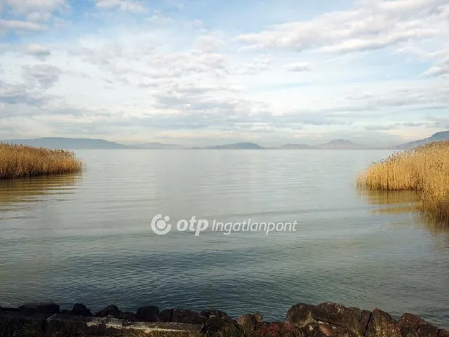 Eladó telek Balatonfenyves 3345 nm