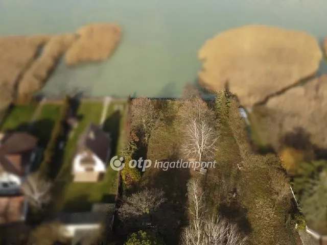 Eladó telek Balatonfenyves 3345 nm