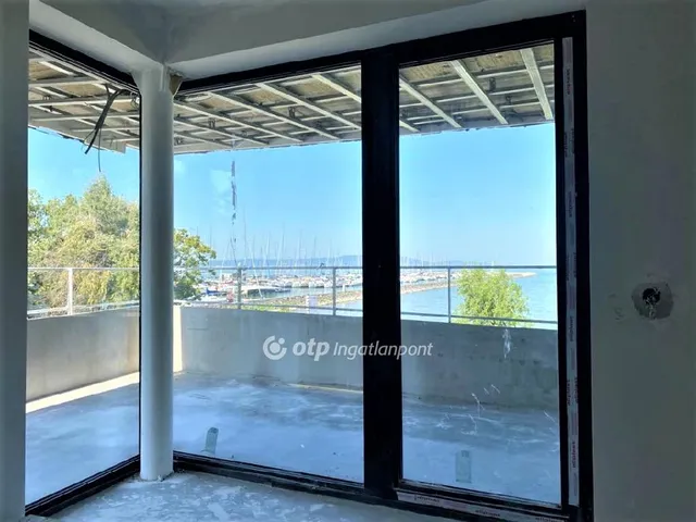 Eladó üdülő és hétvégi ház Balatonfenyves 114 nm