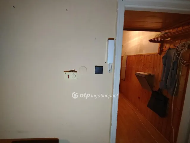 Eladó lakás Komló 50 nm