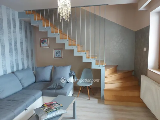 Eladó lakás Pécs, Belváros 82 nm