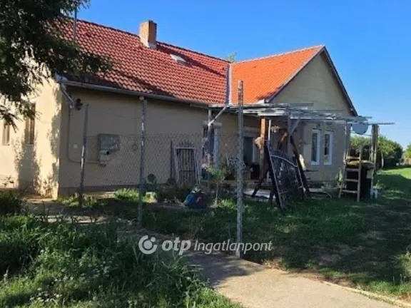 Eladó ház Szava 98 nm
